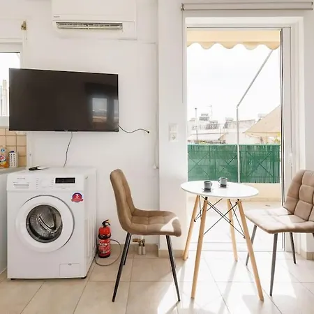 Adorable Sunny With Private Balcony Ii Apartment